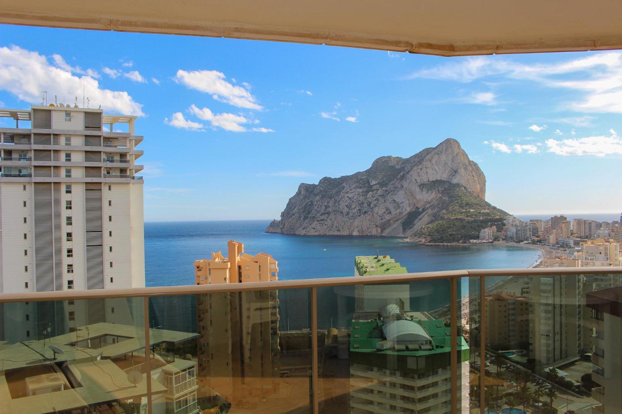 Apartamentos Esmeralda Suites Unitursa Кальпе Екстер'єр фото